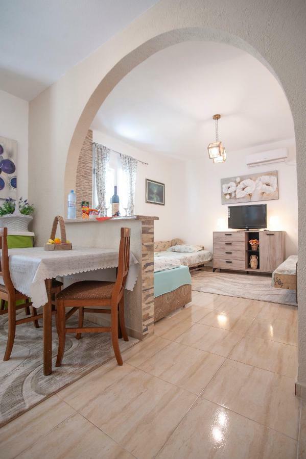 Apartmani Daco سفيتي ستيفان المظهر الخارجي الصورة
